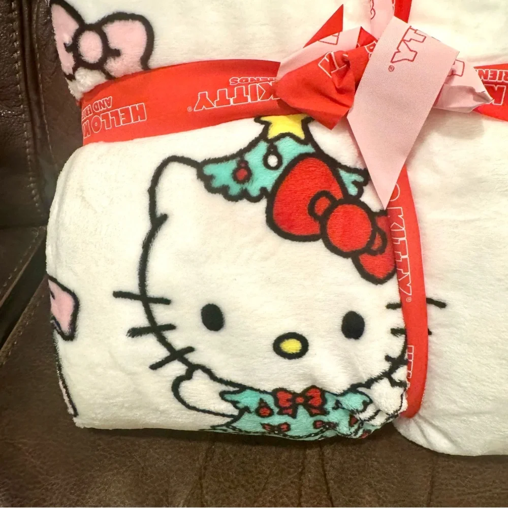 Hello Kitty Christmas Tree Dress & Wreaths Full/Queen Plush Christmas Blanket